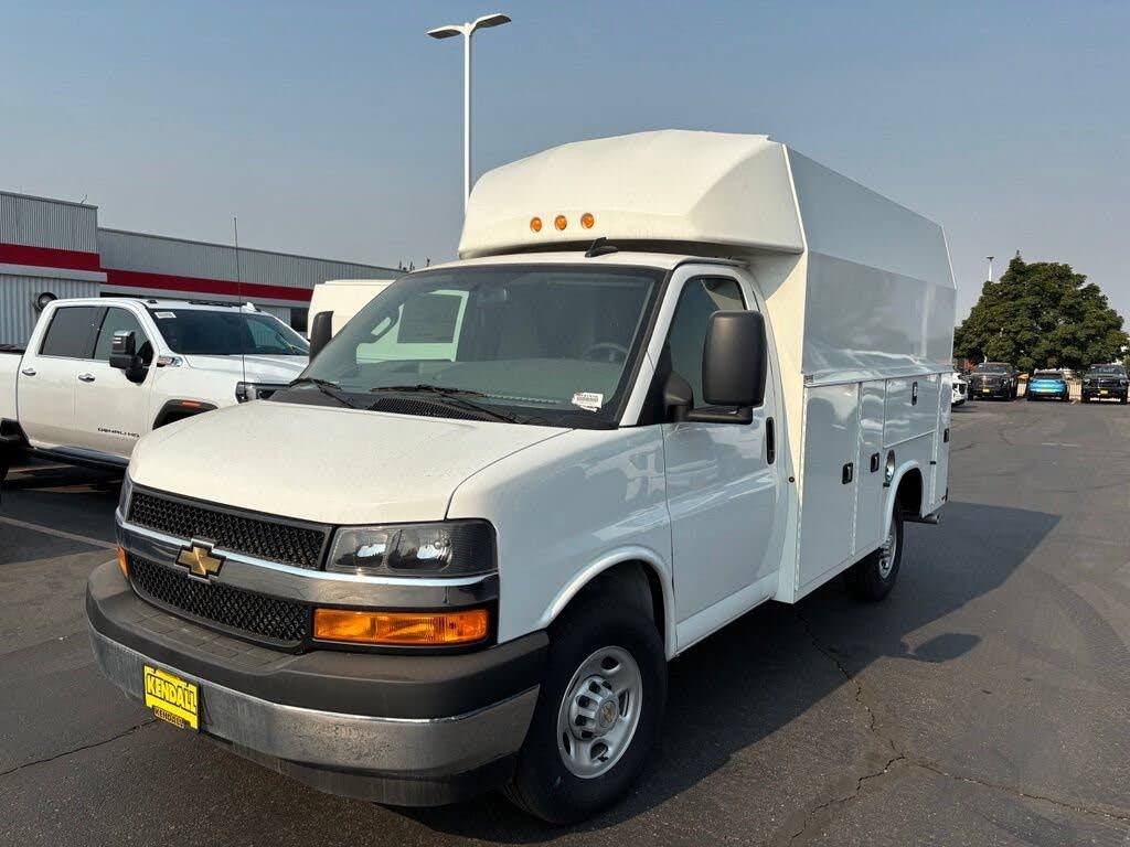 2024 Chevrolet Express 3500