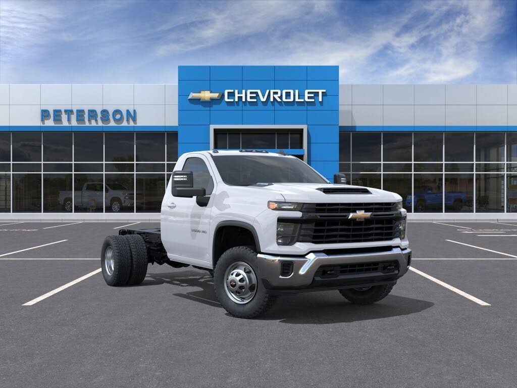 2025 Chevrolet Silverado 3500 Work Truck