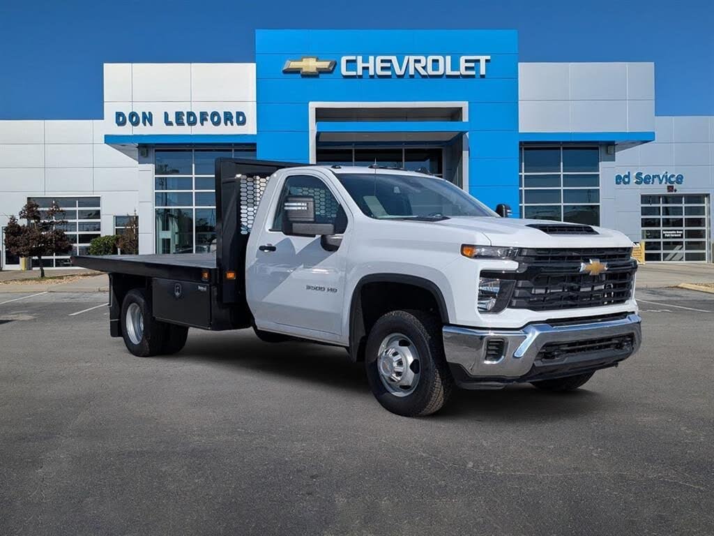 2025 Chevrolet Silverado 3500 Work Truck