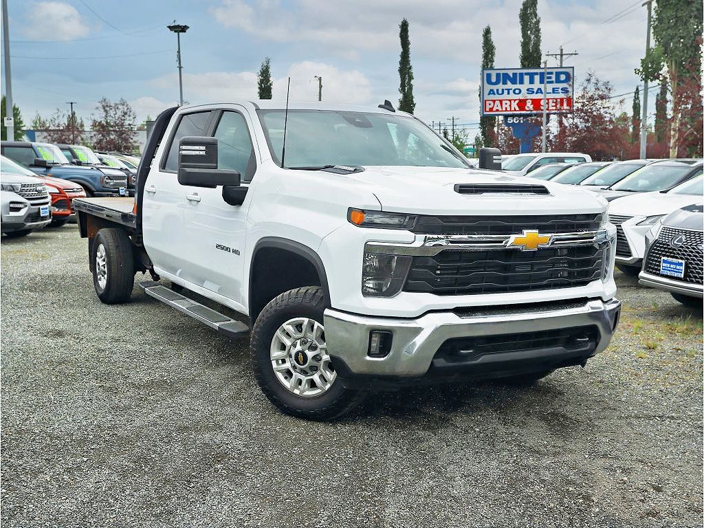 2024 Chevrolet Silverado 2500 HD Crew Cab LT Pickup 4D 8 ft