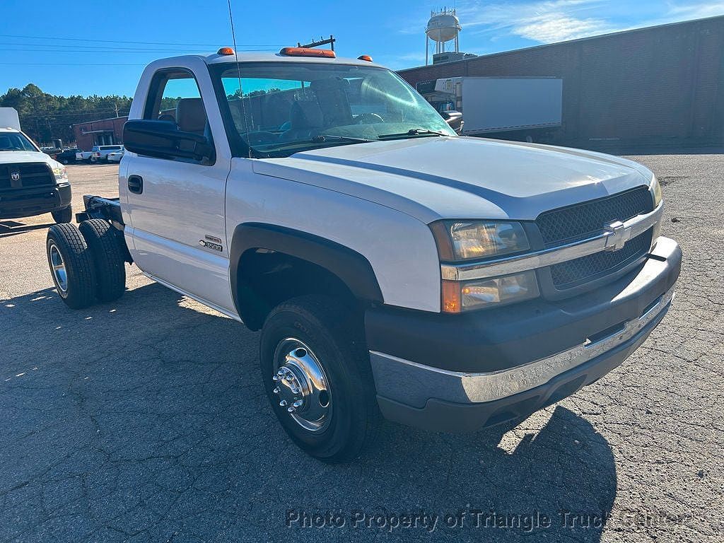 2004 Chevrolet Silverado 3500 Unspecified