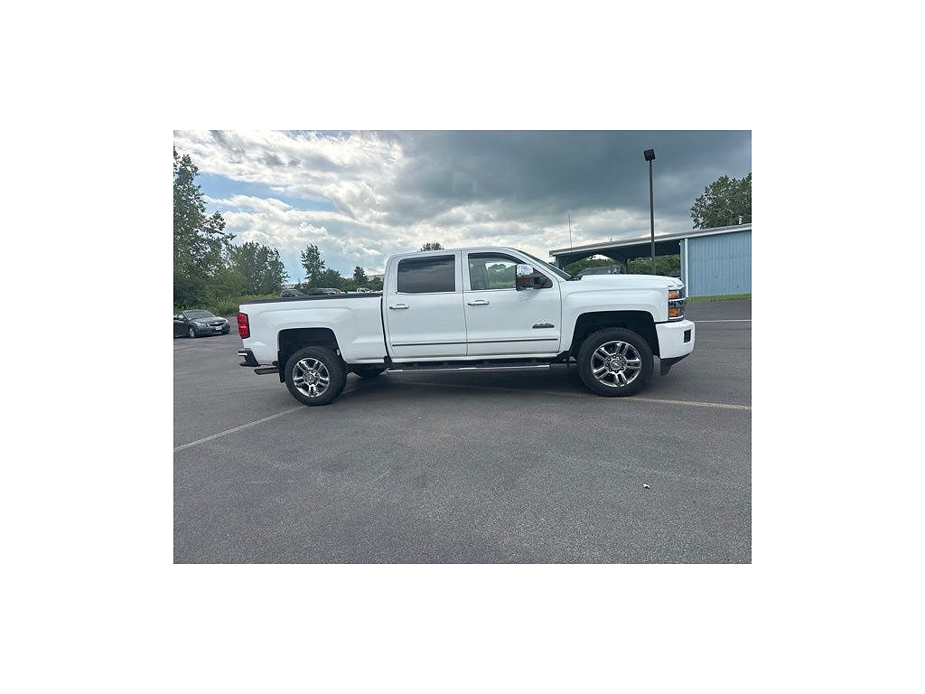 2019 Chevrolet Silverado 2500HD High Country