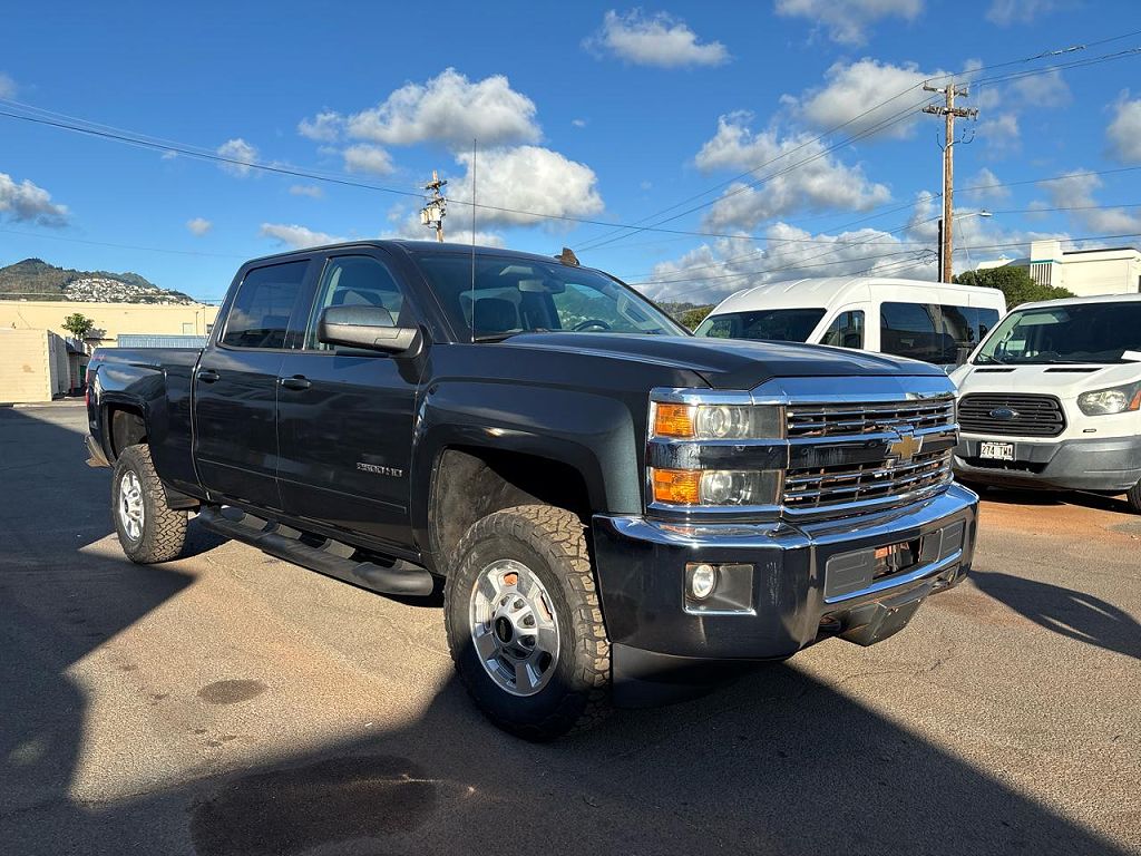 2017 Chevrolet Silverado 2500HD 4WD Crew Cab 153.7" LT