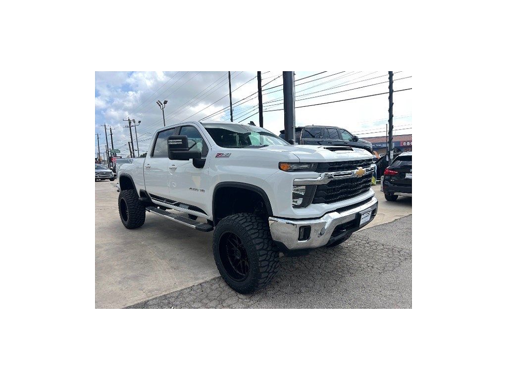 2024 Chevrolet Silverado 2500 HD 4WD Crew Cab Standard Bed LT