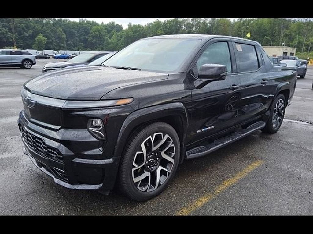 2025 Chevrolet Silverado EV Max Range RST