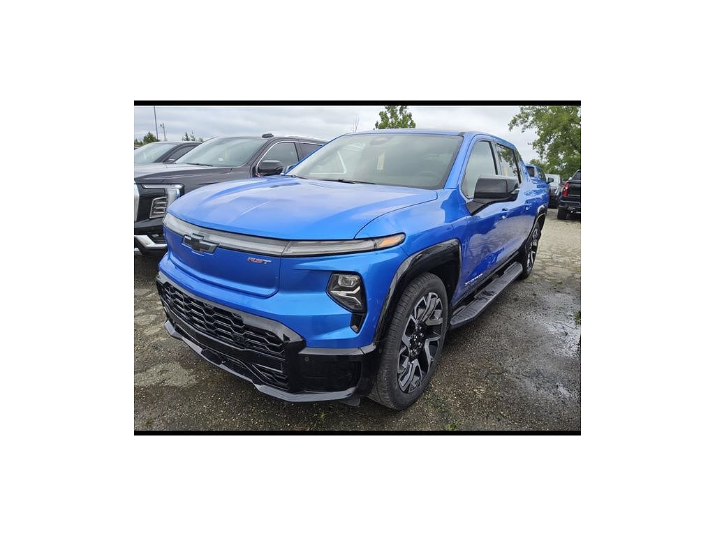 2025 Chevrolet Silverado EV RST