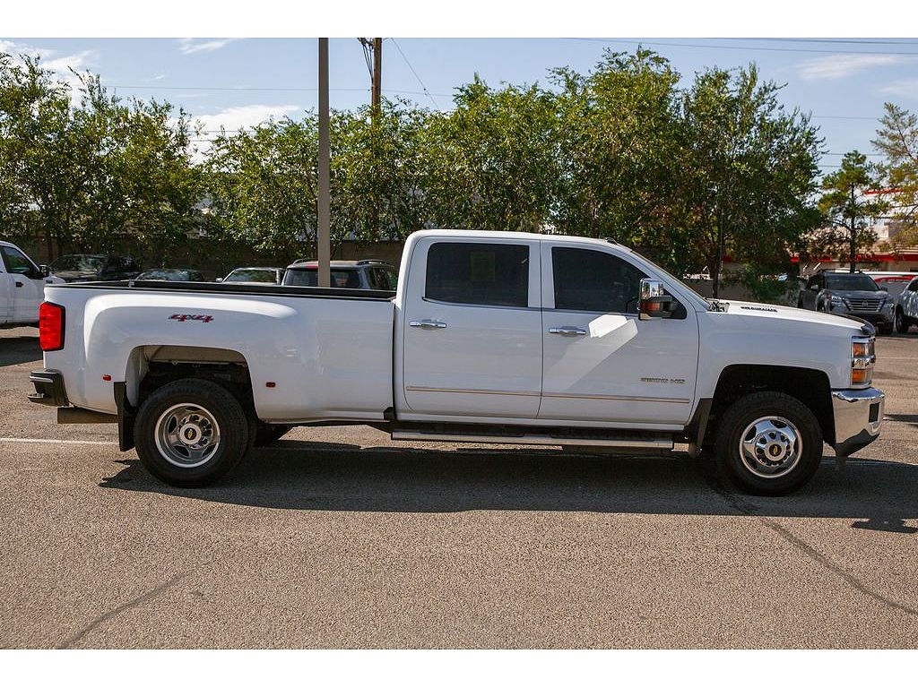 2015 Chevrolet Silverado 3500HD LTZ