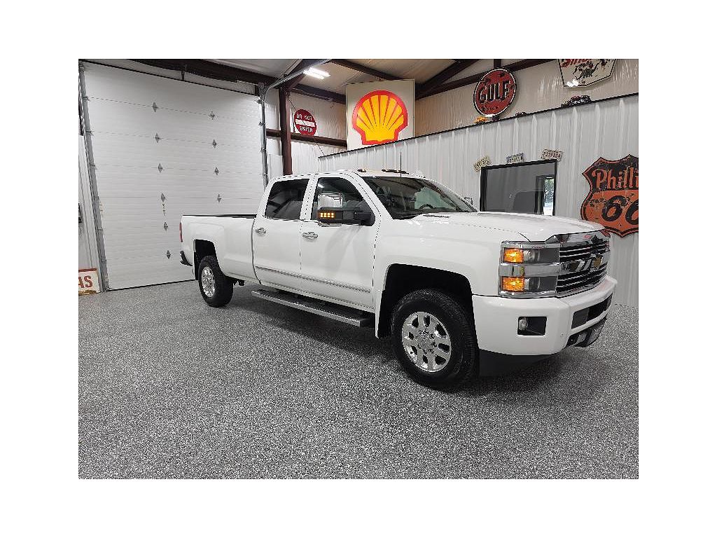 2015 Chevrolet Silverado 3500HD High Country