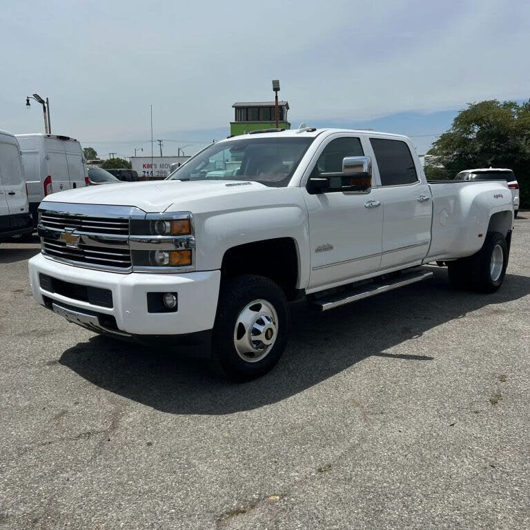 2015 Chevrolet Silverado 3500HD High Country