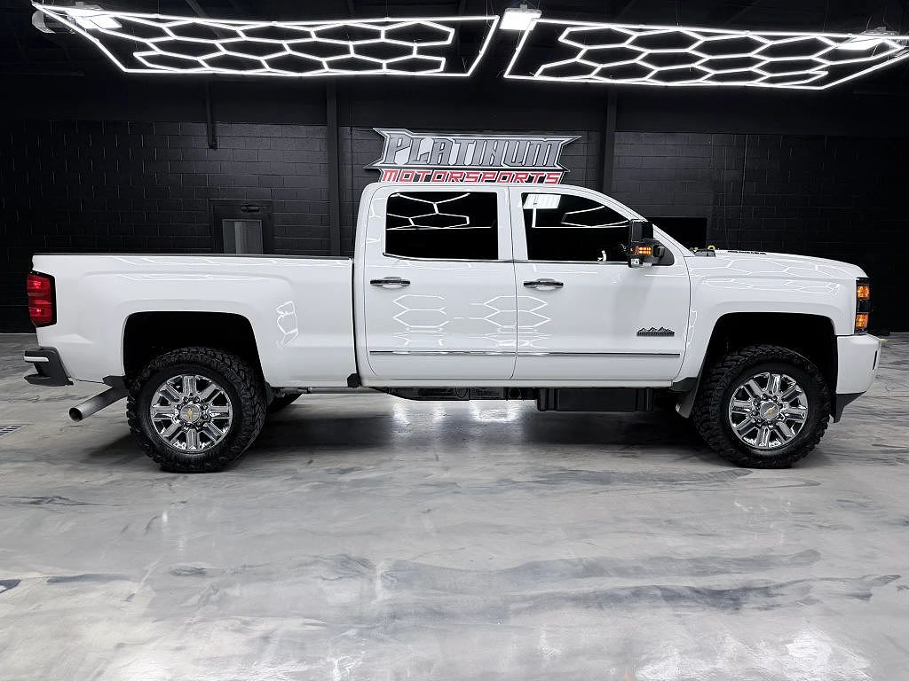 2015 Chevrolet Silverado 3500HD High Country