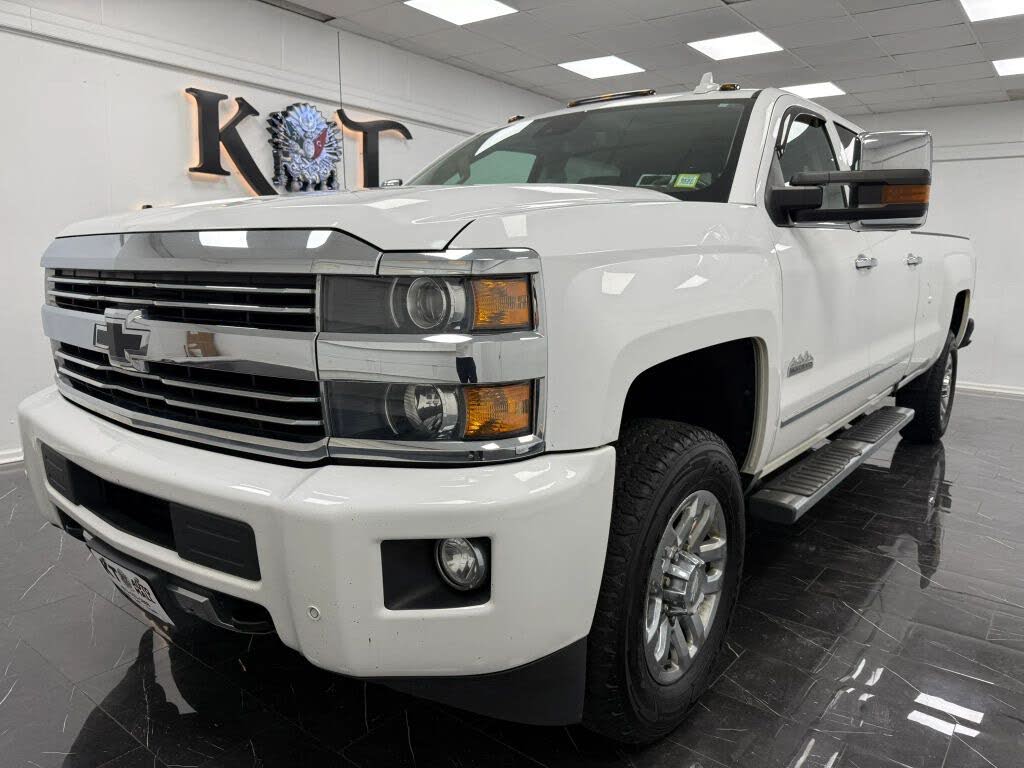 2016 Chevrolet Silverado 3500HD High Country