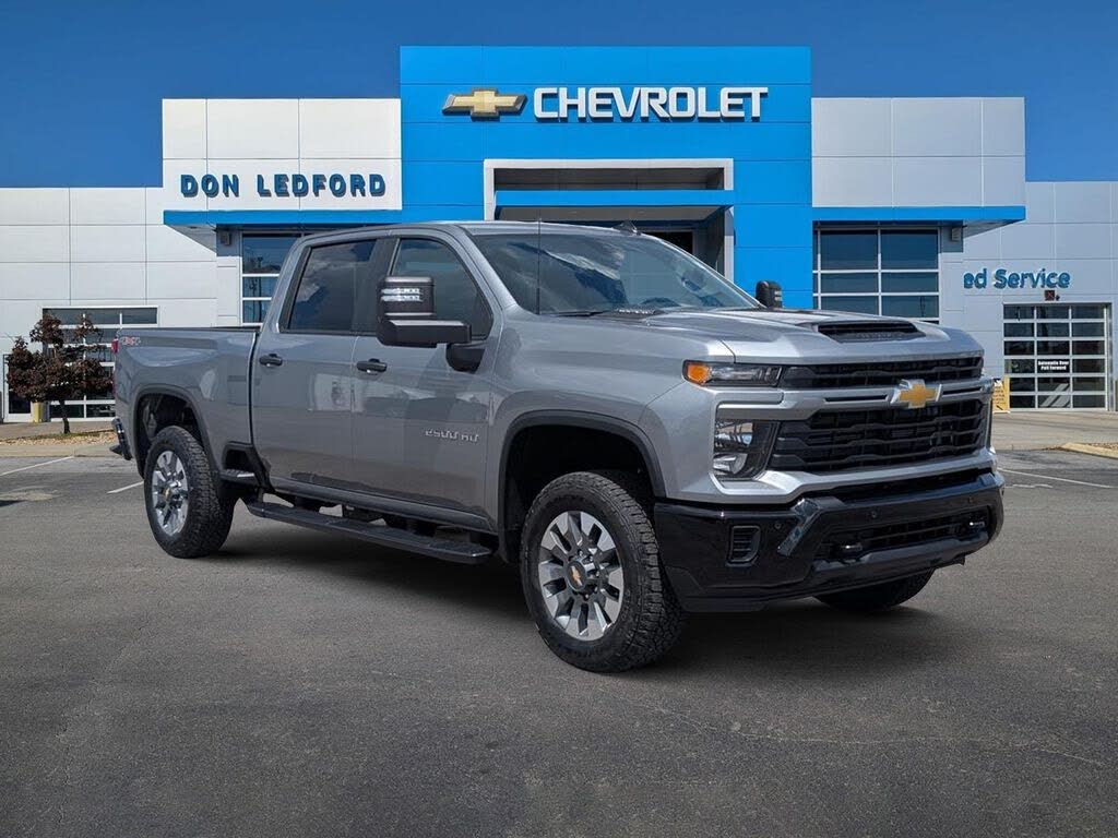 2026 Chevrolet Silverado 2500 Custom