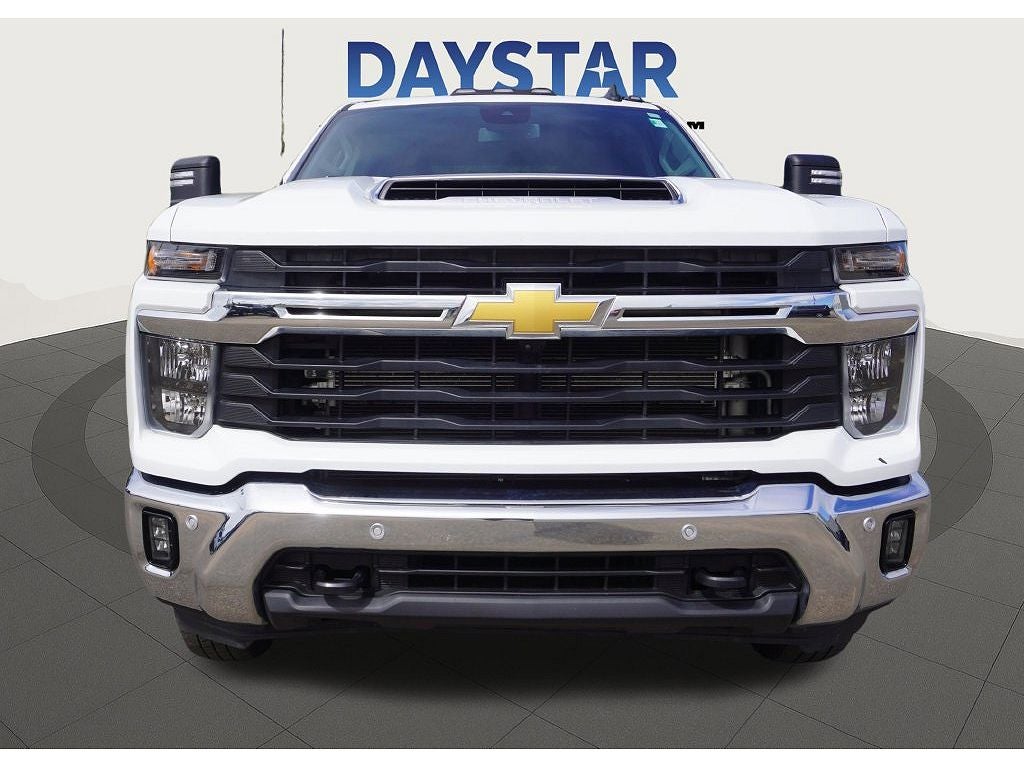 2025 Chevrolet Silverado 3500HD 4WD Crew Cab Long Bed LT