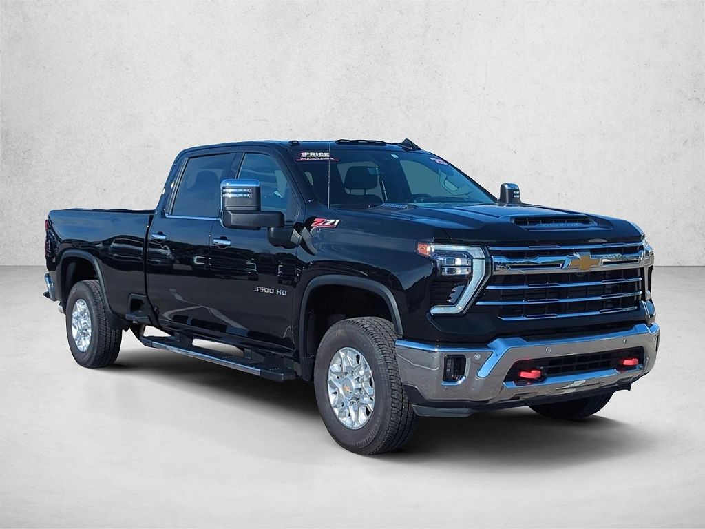 2025 Chevrolet Silverado 3500HD LTZ