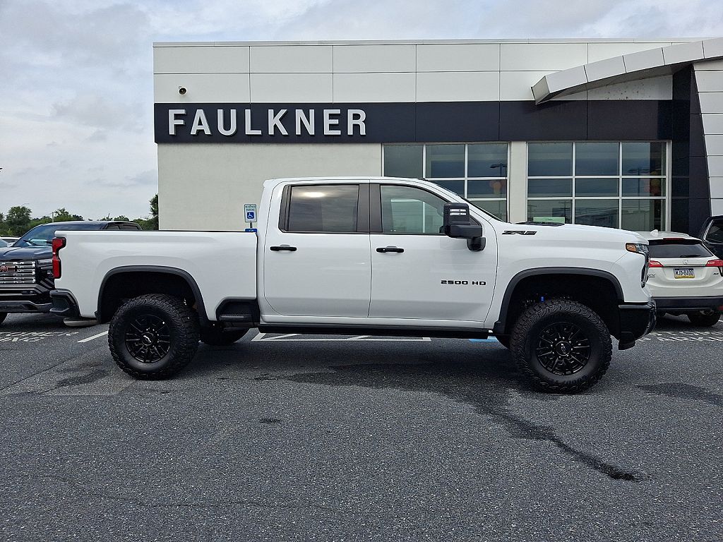 2025 Chevrolet Silverado 2500 HD ZR2