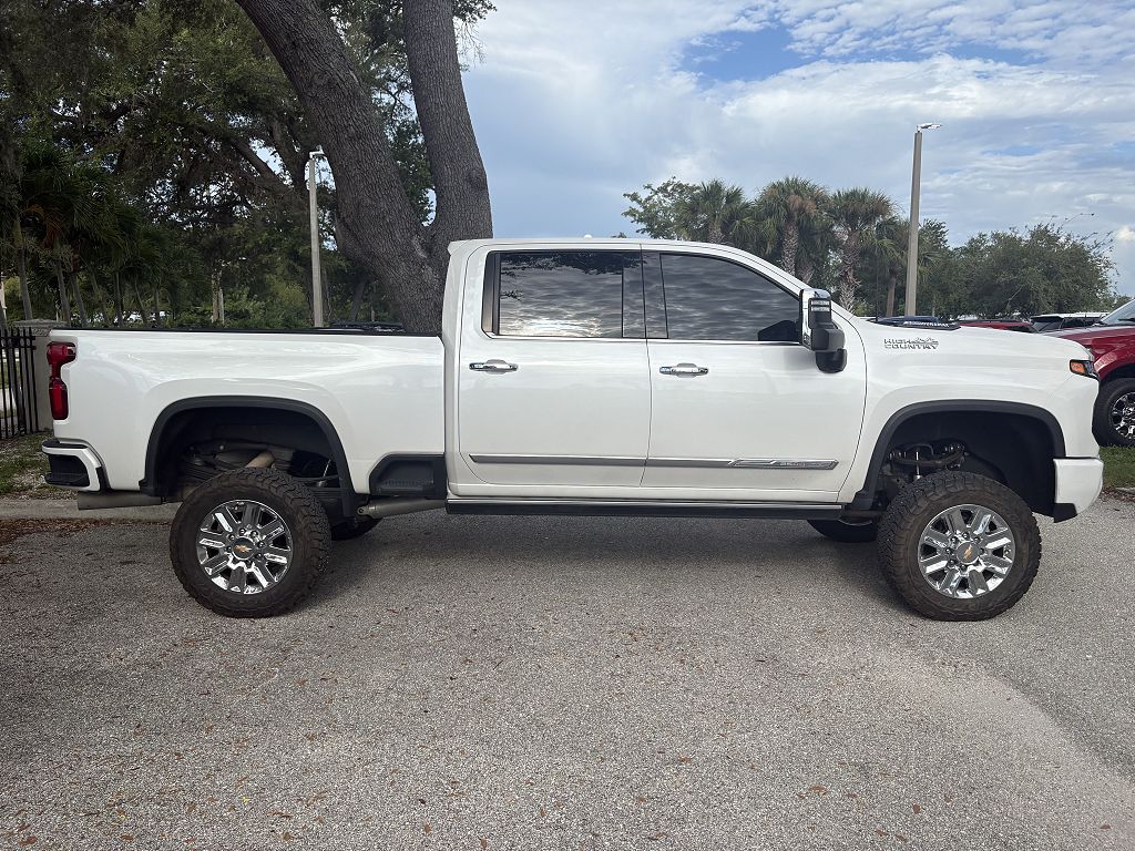 2024 Chevrolet Silverado 2500 HD High Country