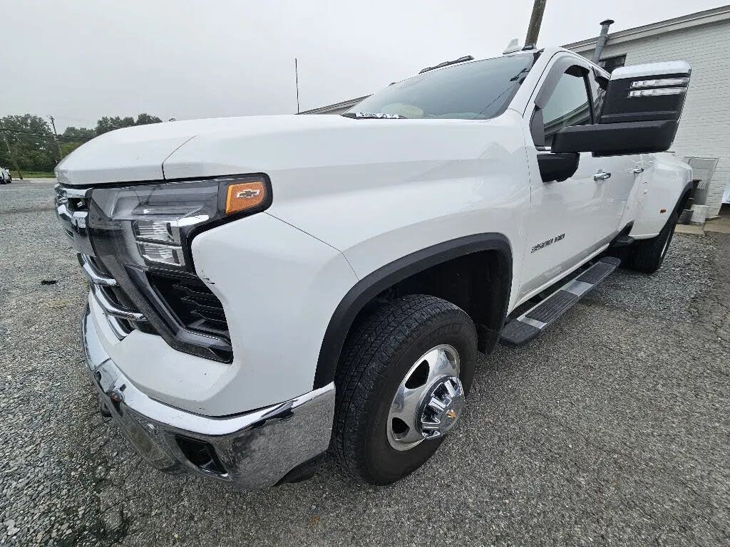 2024 Chevrolet Silverado 3500HD LTZ