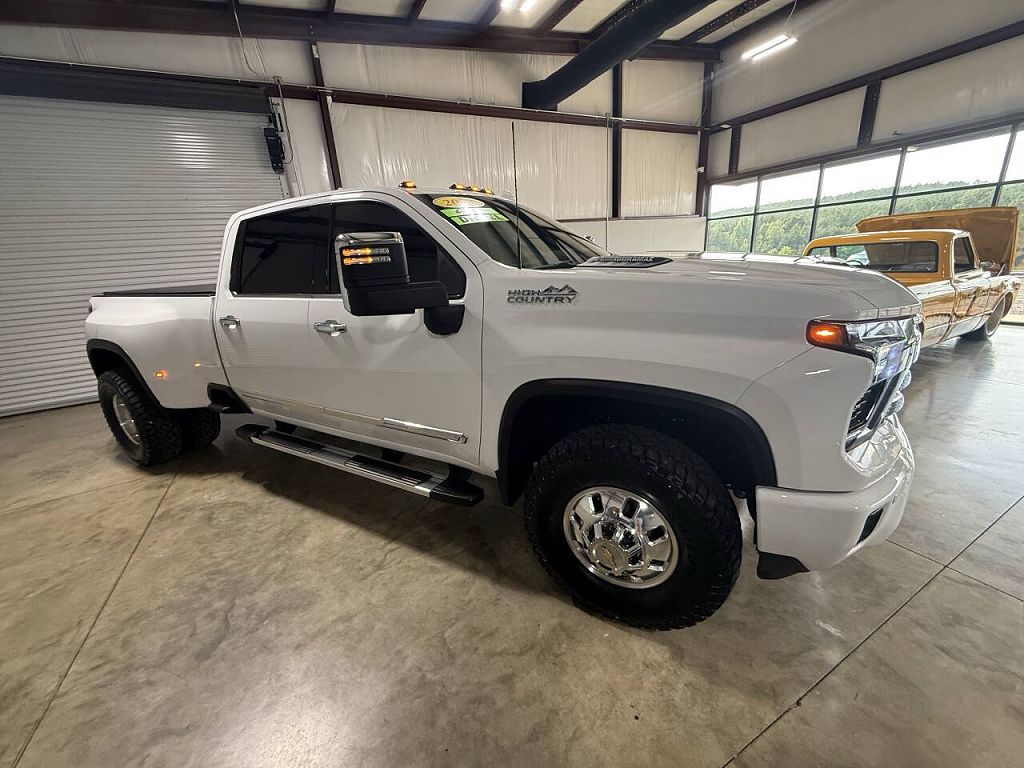 2024 Chevrolet Silverado 3500HD High Country