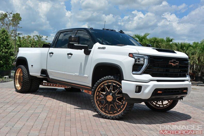 2024 Chevrolet Silverado 3500HD High Country