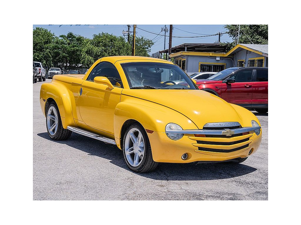 2004 Chevrolet SSR LS