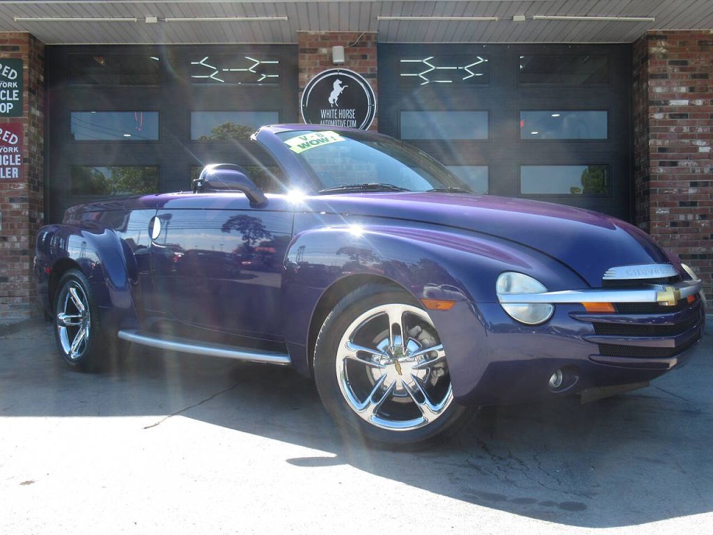 2004 Chevrolet SSR LS