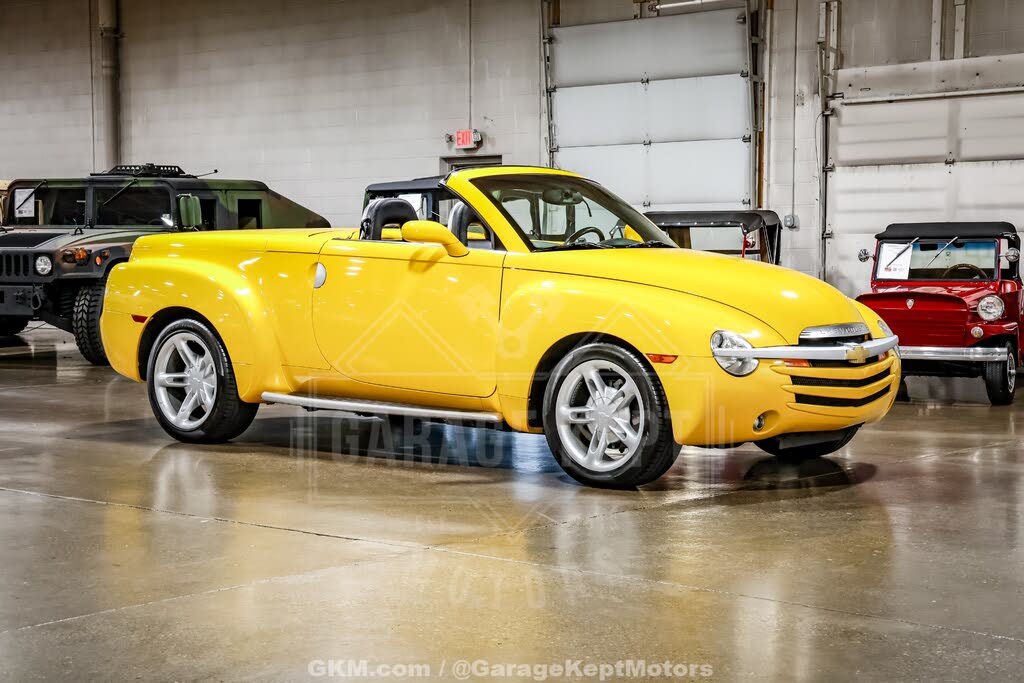 2004 Chevrolet SSR LS