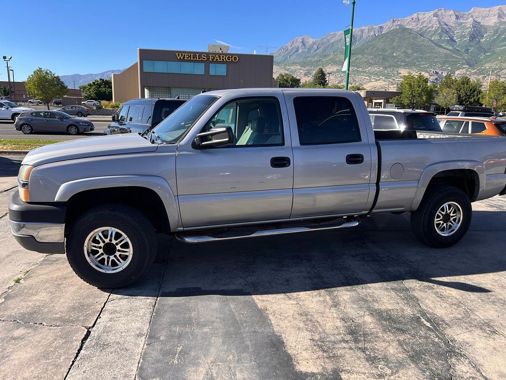 2004 Chevrolet Silverado 2500HD LS
