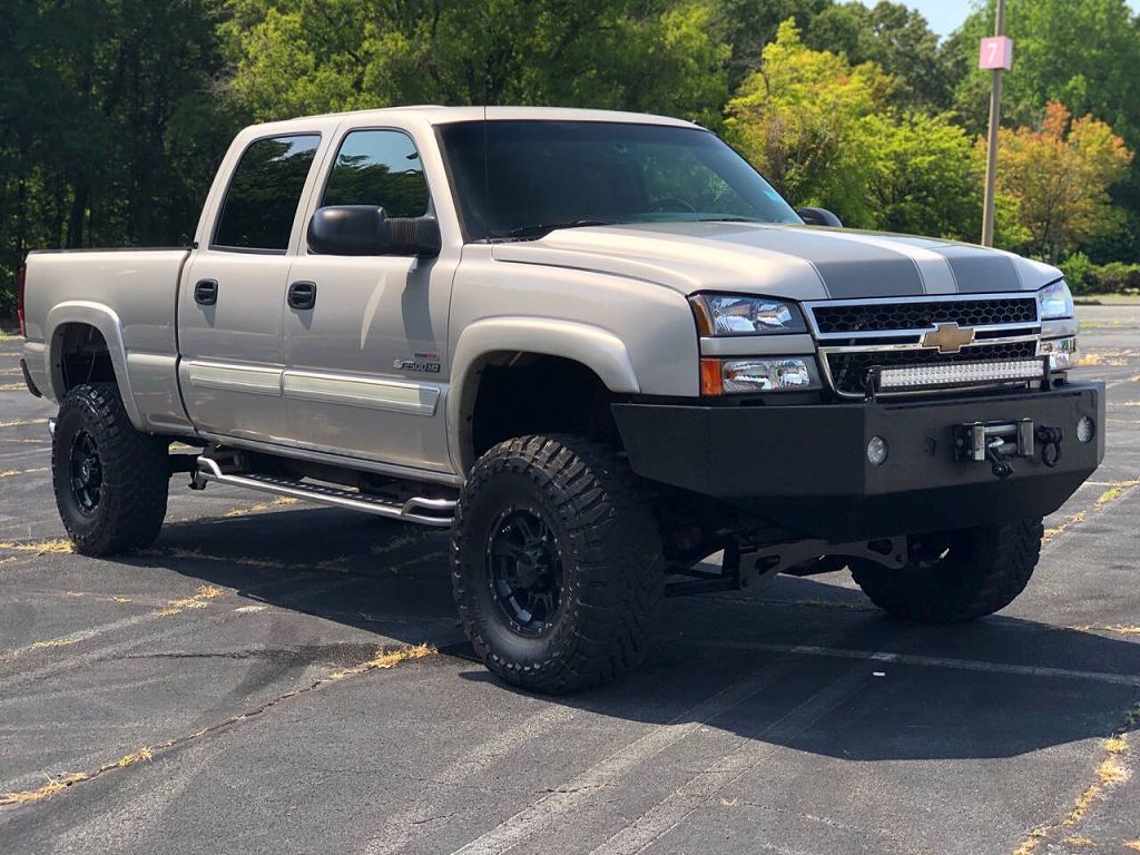 2005 Chevrolet Silverado 2500HD LS