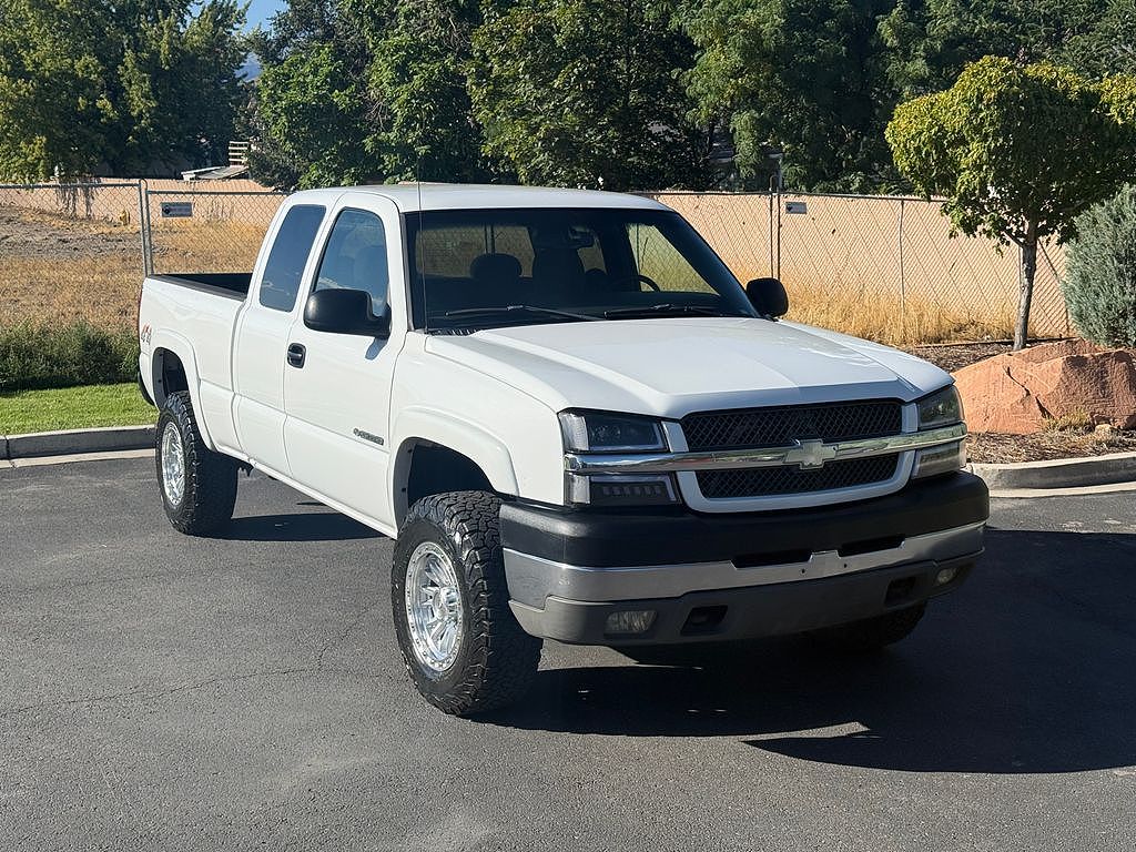 2003 Chevrolet Silverado 2500HD LS