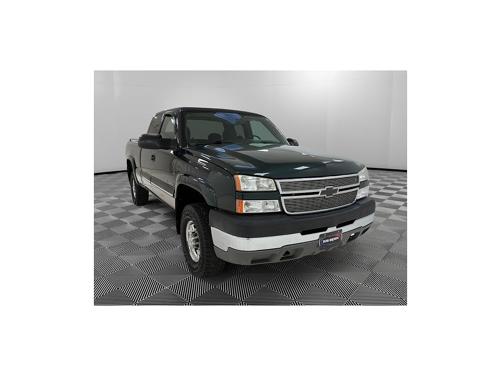 2005 Chevrolet Silverado 2500HD LS