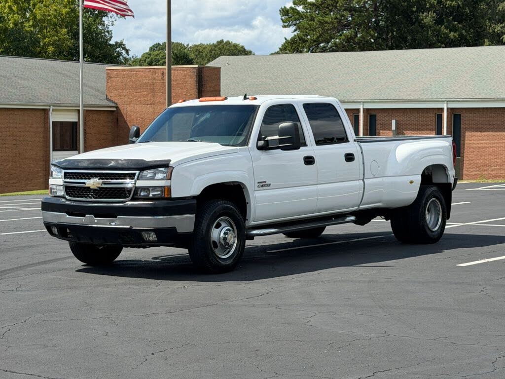 2006 Chevrolet Silverado 3500 Work Truck