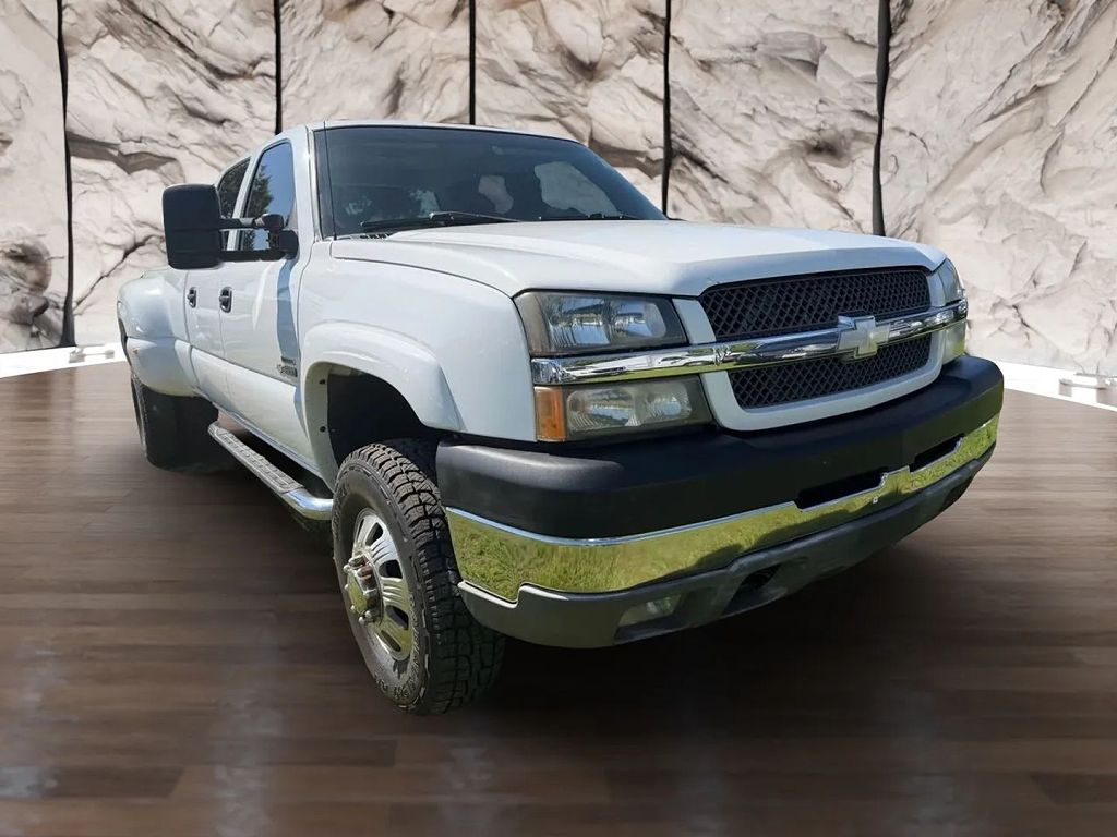 2004 Chevrolet Silverado 3500 LS