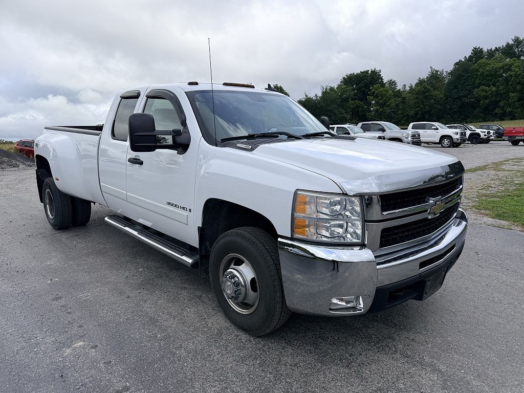 2007 Chevrolet Silverado 3500 Work Truck