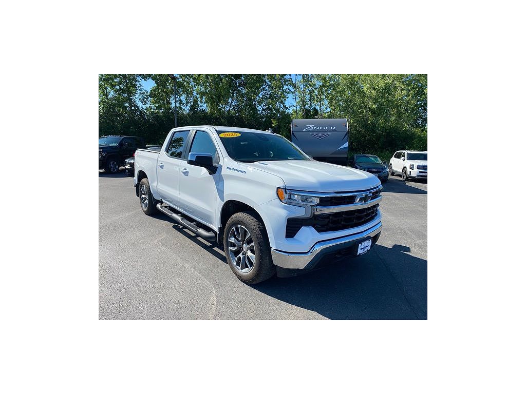 2025 Chevrolet Silverado 1500 LT