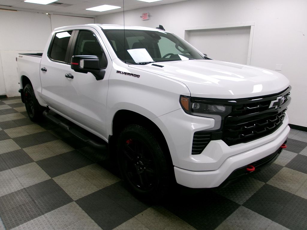 2023 Chevrolet Silverado 1500 Crew Cab Short Box 4-Wheel Drive RST