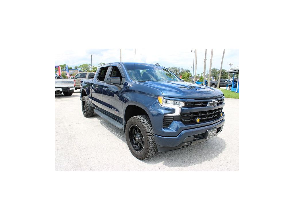 2022 Chevrolet Silverado 1500 RST Crew Cab Lifted 4x4