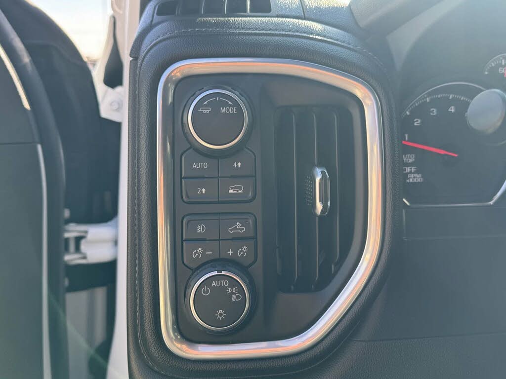 Vehicle Image 21 of 33 for 2020 Chevrolet Silverado 1500