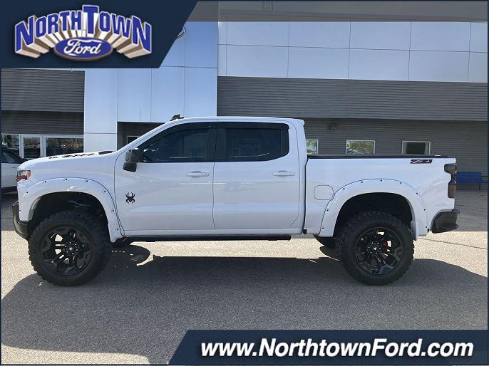 2021 RST in Summit White, 14,917 miles for sale in Menomonie, WI