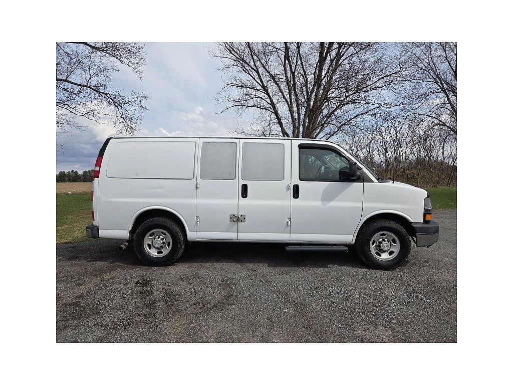 2017 Chevrolet Express 2500