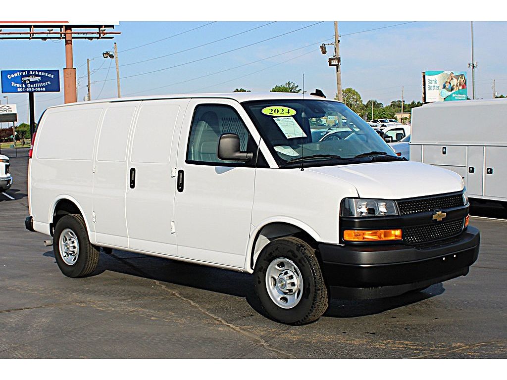 2024 Chevrolet Express 2500
