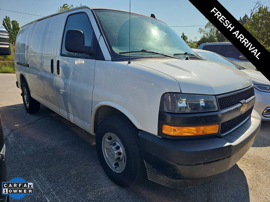 2025 Chevrolet Express 2500