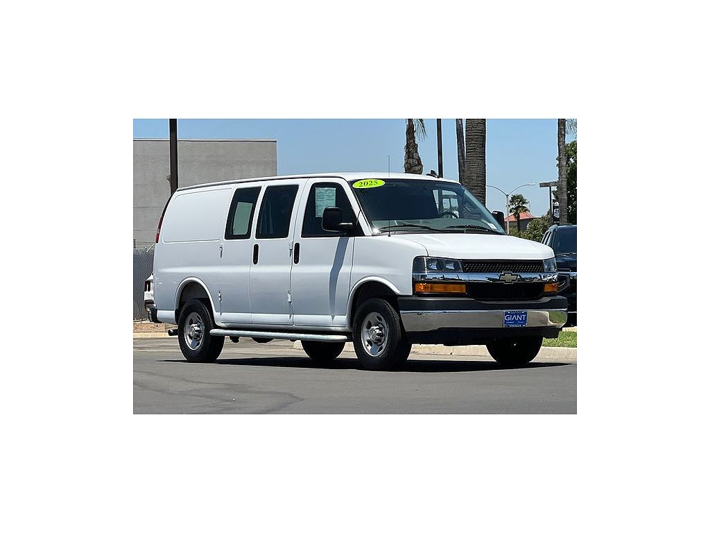 2025 Chevrolet Express 2500