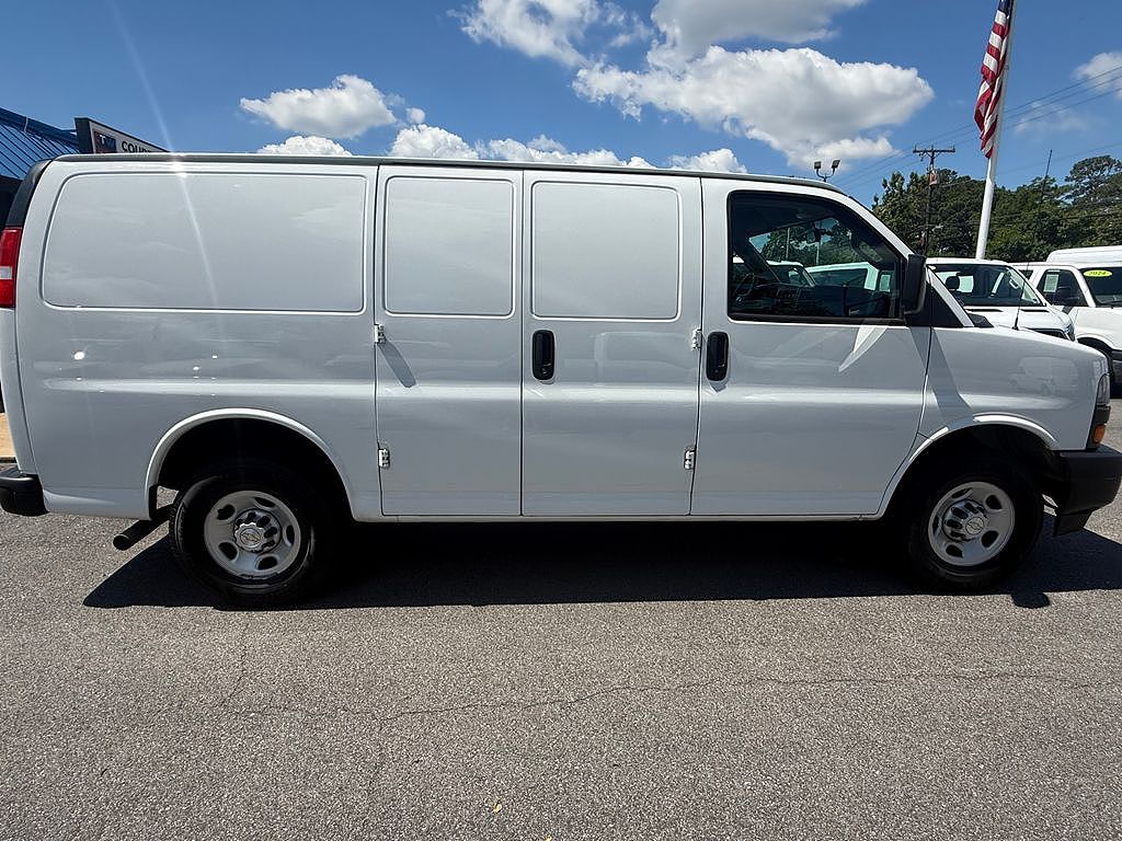 2021 Chevrolet Express 2500