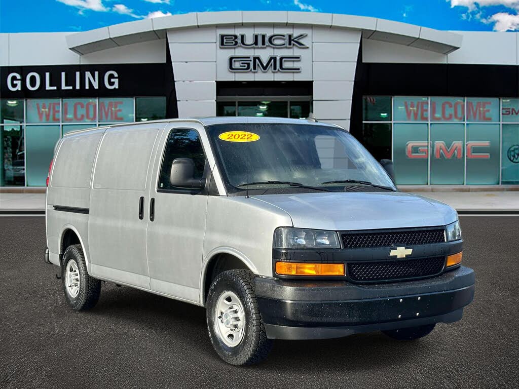 2022 Chevrolet Express 2500