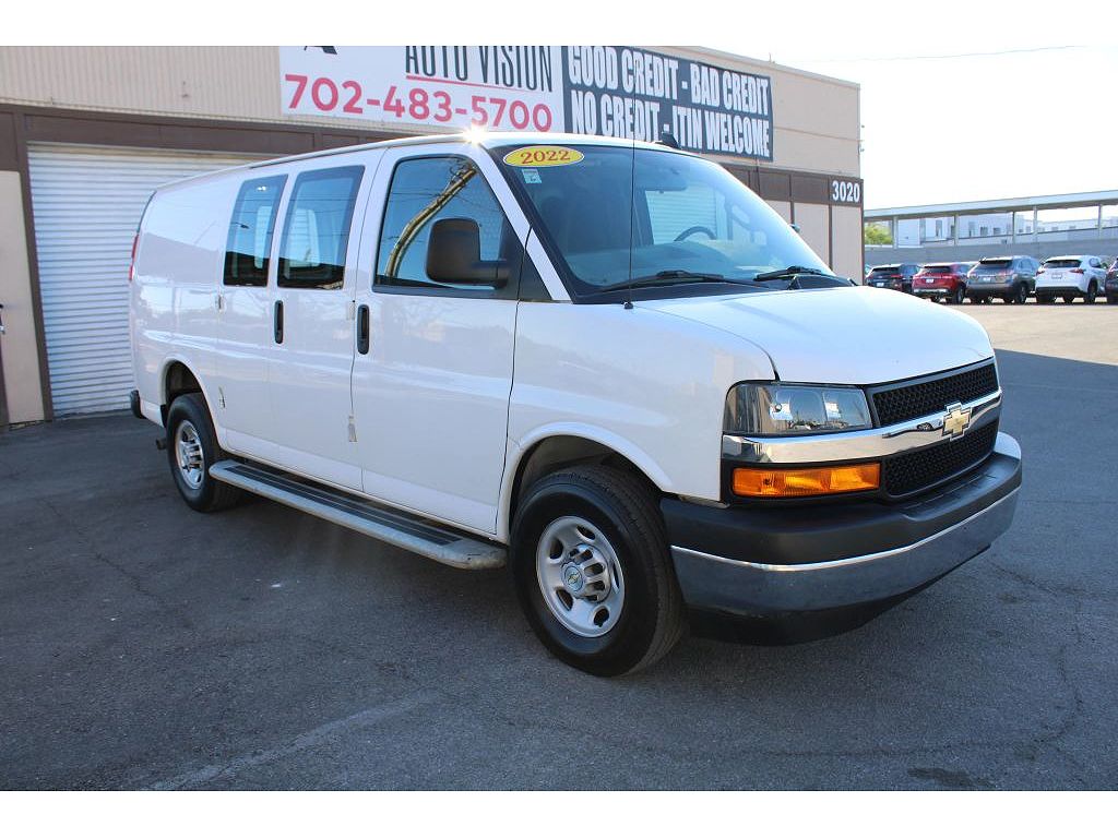 2022 Chevrolet Express 2500