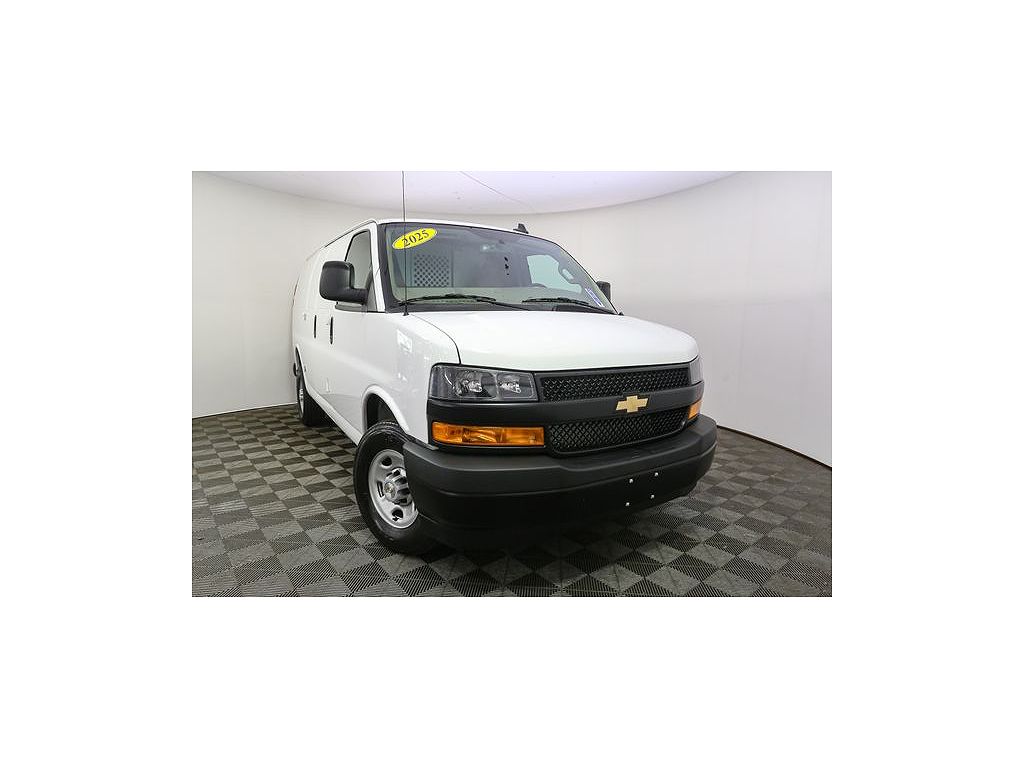 2025 Chevrolet Express 2500
