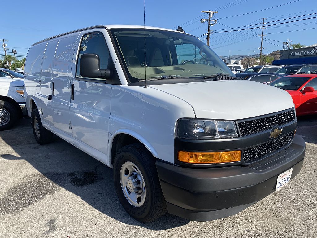 2019 Chevrolet Express Cargo Van RWD 2500 135
