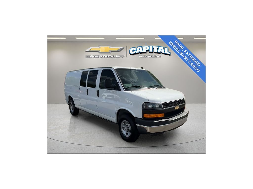 2022 Chevrolet Express 2500