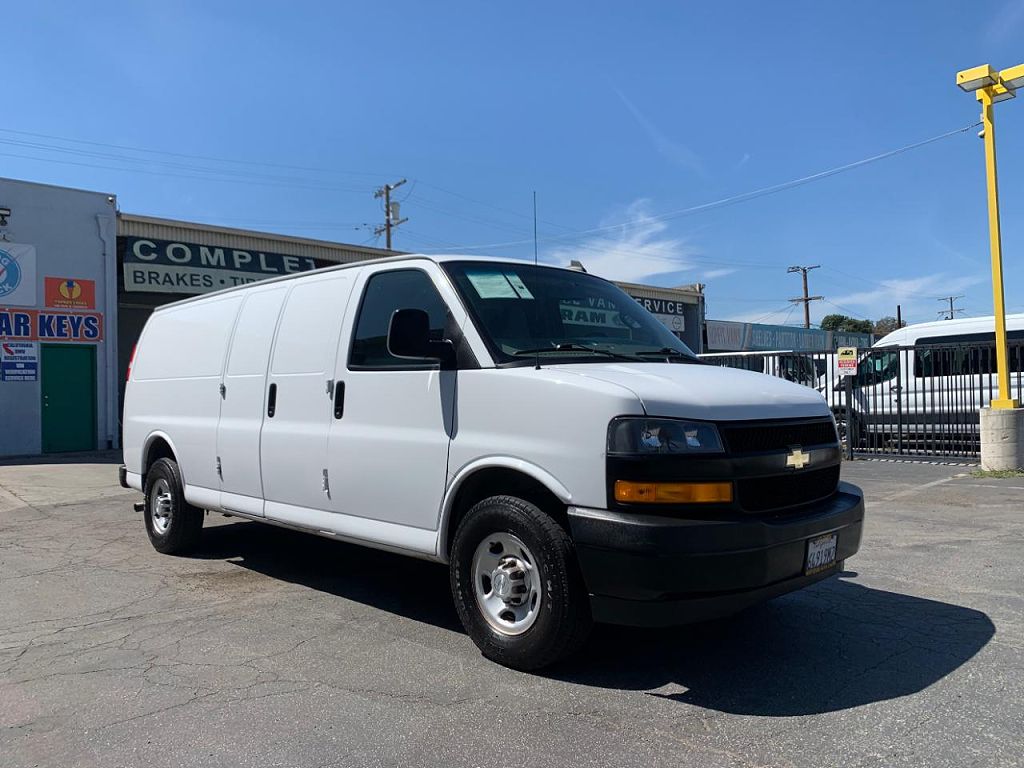 2018 Chevrolet Express Cargo Van RWD 2500 155"