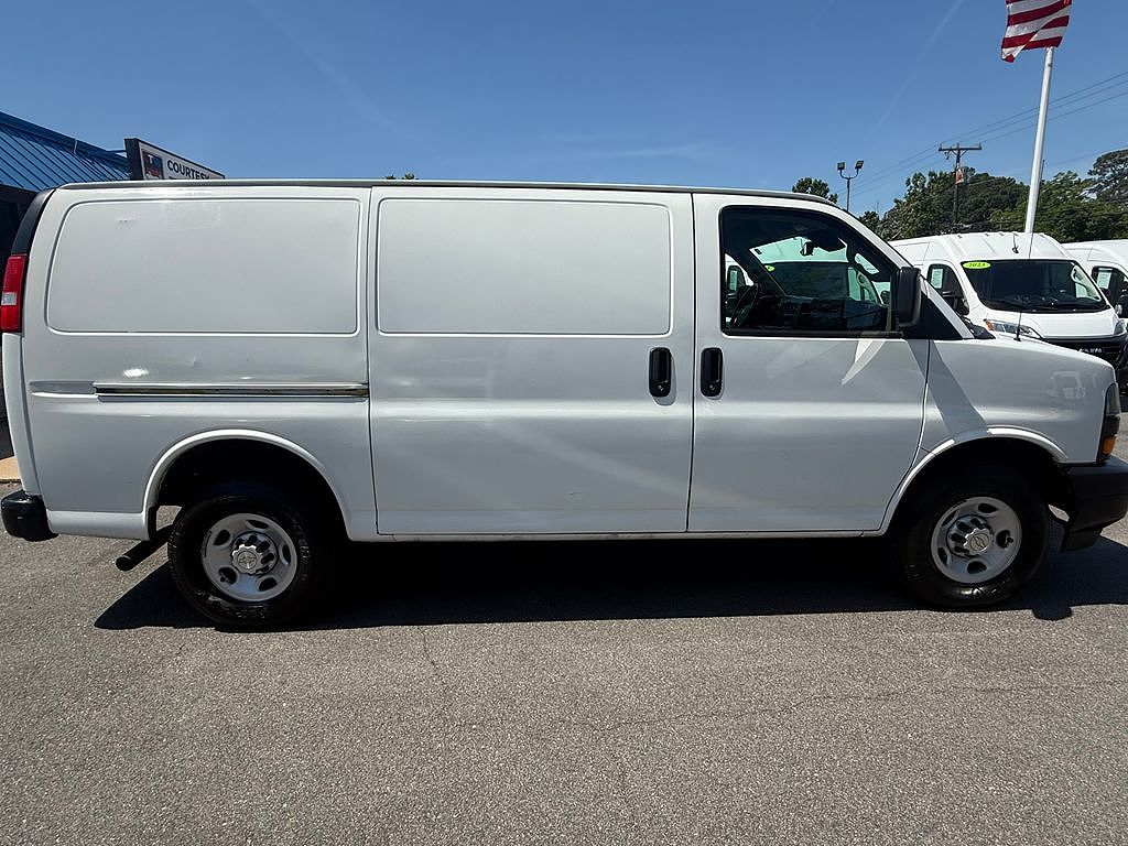 2020 Chevrolet Express 3500